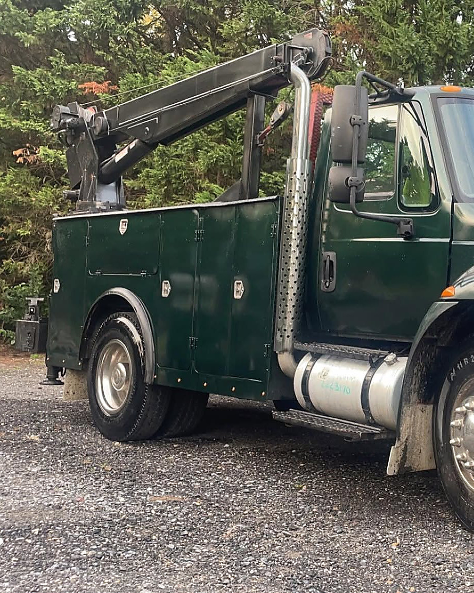 The CP Repair crane truck, side view